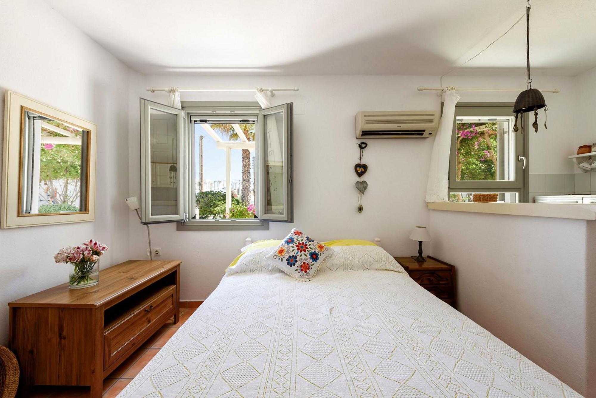 Zanneta'S House Apartment Naousa  Ngoại thất bức ảnh